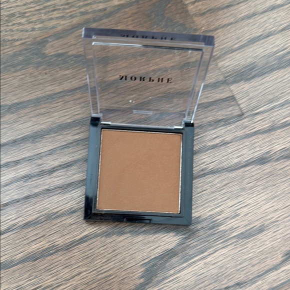 Morphe Compact Powder - Picture 2 of 3